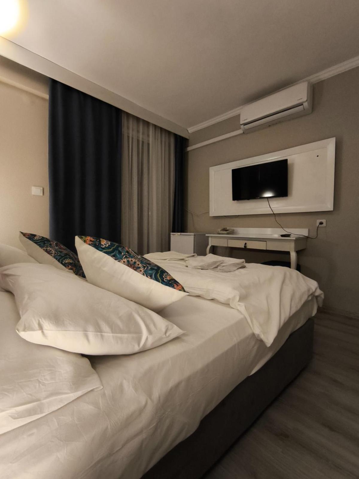 Akman Otel Kuşadası